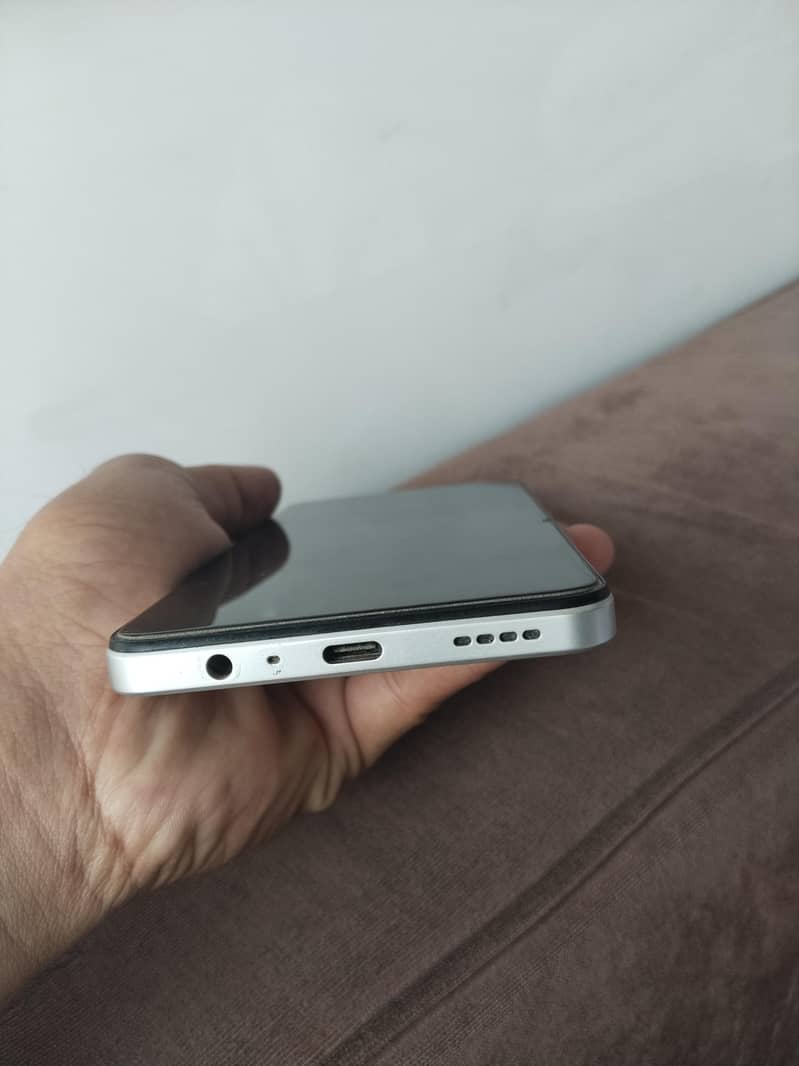 Realme C71 1