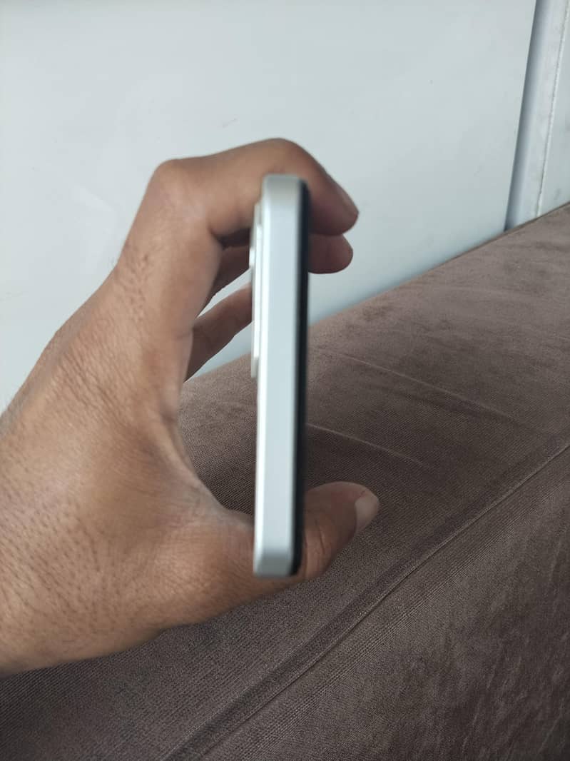 Realme C71 3