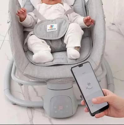 4-in-1 Deluxe Baby Bassinet / Rocker (Mastela) – Like New