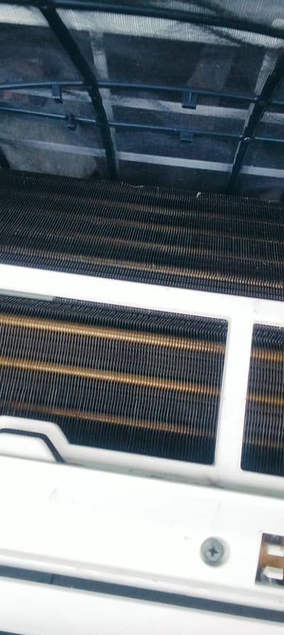 Haier AC inverter 1.5 all okay hai