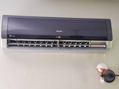Gree 1.5 Ton DC Inverter AC