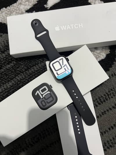 Apple watch 42mm Black series 10 with box