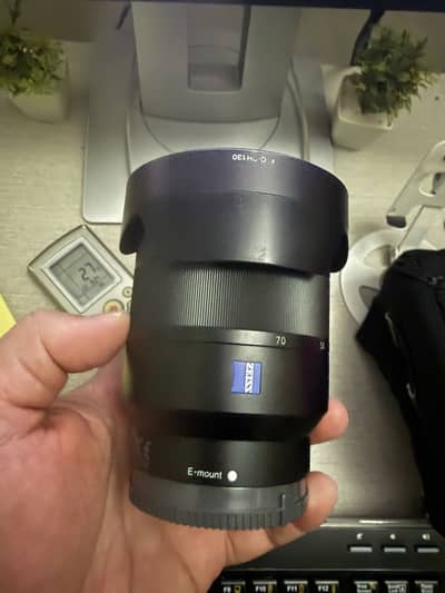 Sony FE 24-70mm f/4 ZA OSS Lens