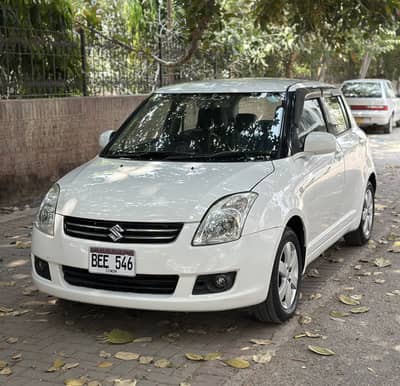 Suzuki Swift DLX 1.3 2015 ABS.