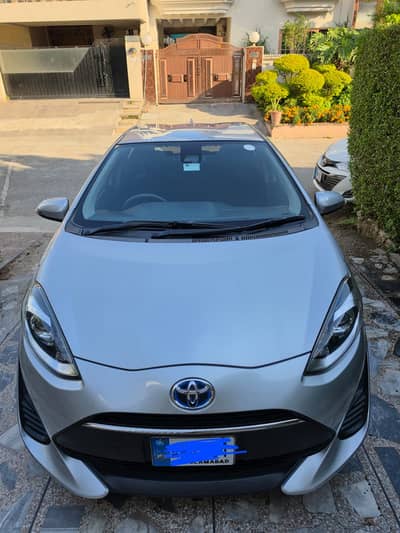 Toyota Aqua S 2018 import 2021