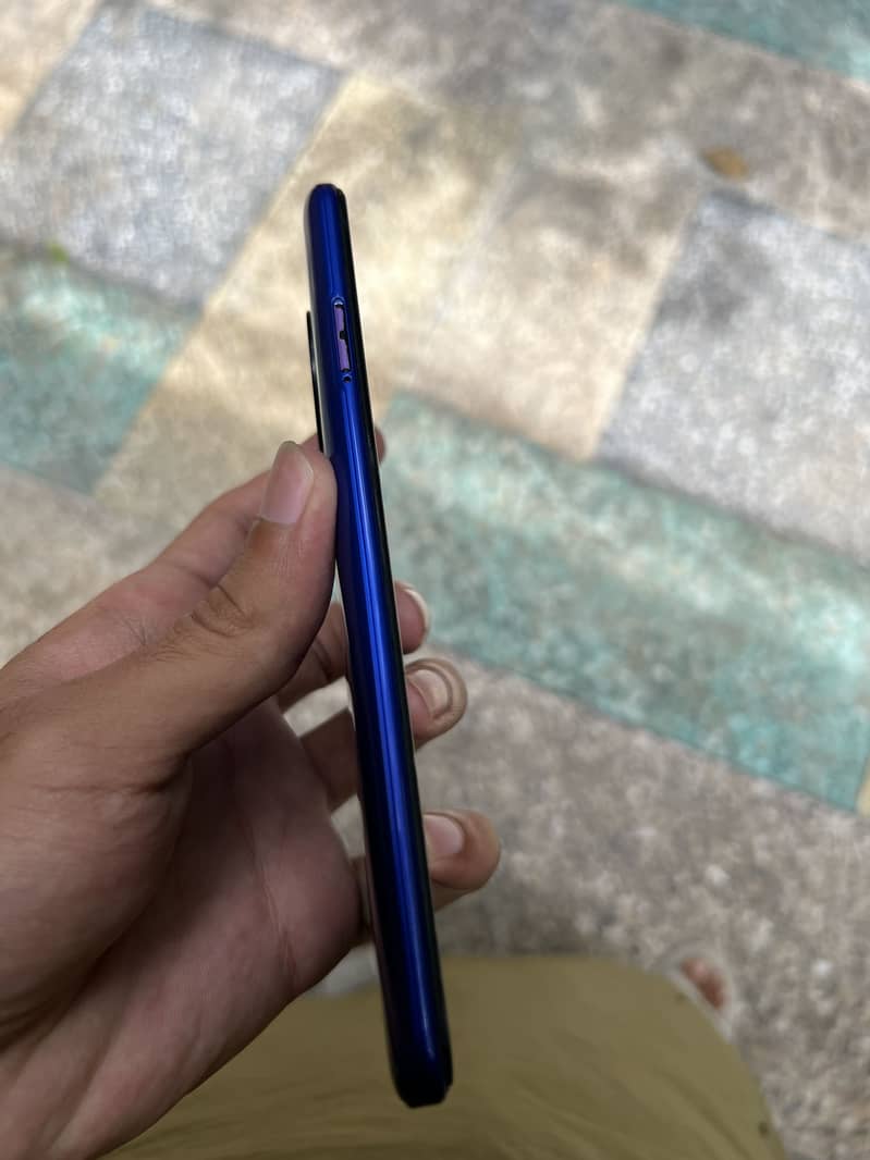 Tecno spark 6 4