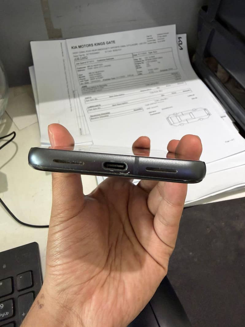 Google Pixel 8 2