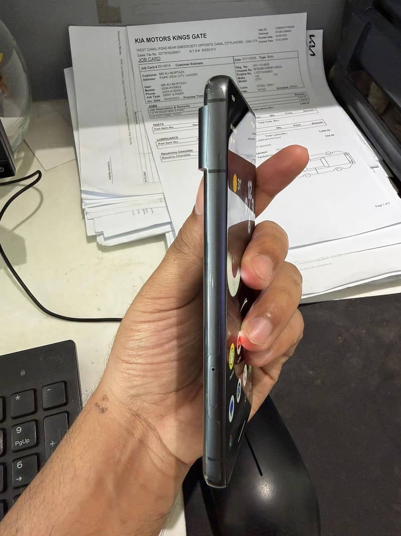 Google Pixel 8 3