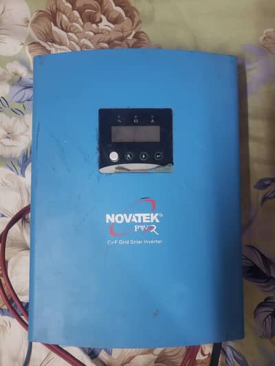 Novatek Ups 1000w ka hai achi halat mein hai.