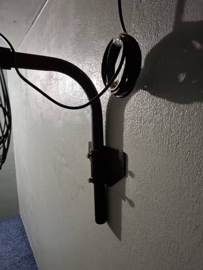 Bracket Fan