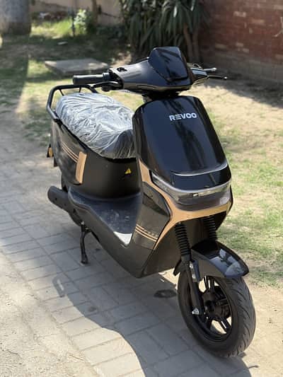 Revoo A11 EV Bike for Sale