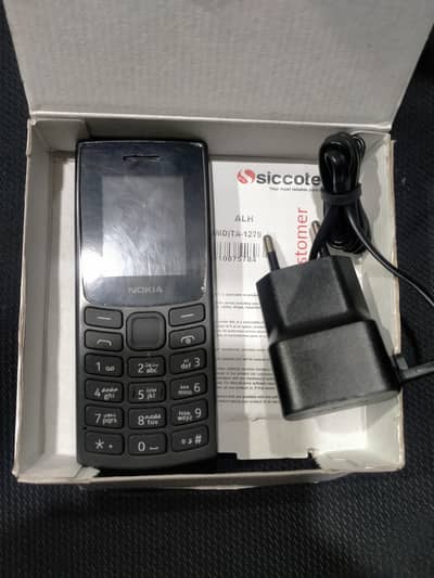 Nokia 106 keypad phone