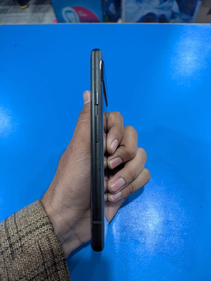 google pixel 6a 3