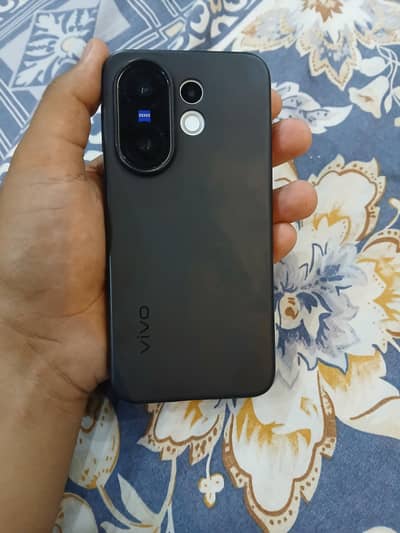Vivo X200FE