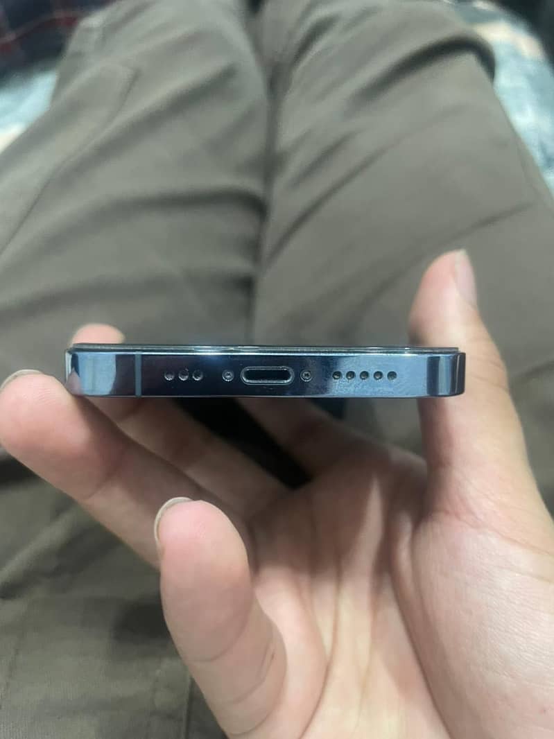 IPHONE 13 pro 2