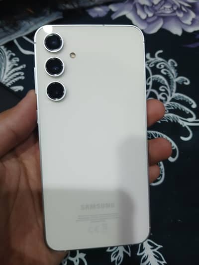 samsung S23 fe new 8/256 condition 1 month used non pta with box