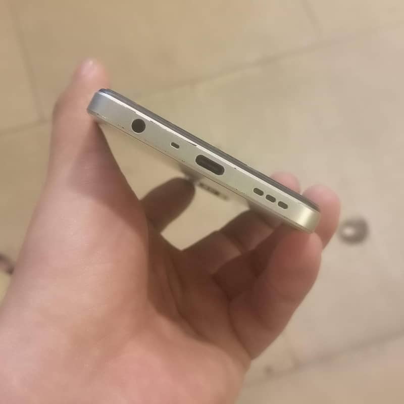 Oppo a38 1