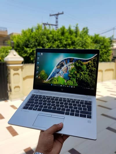HP EliteBook 830 G6 - Slim & Professional - Backlight Keyboard - 10/10
