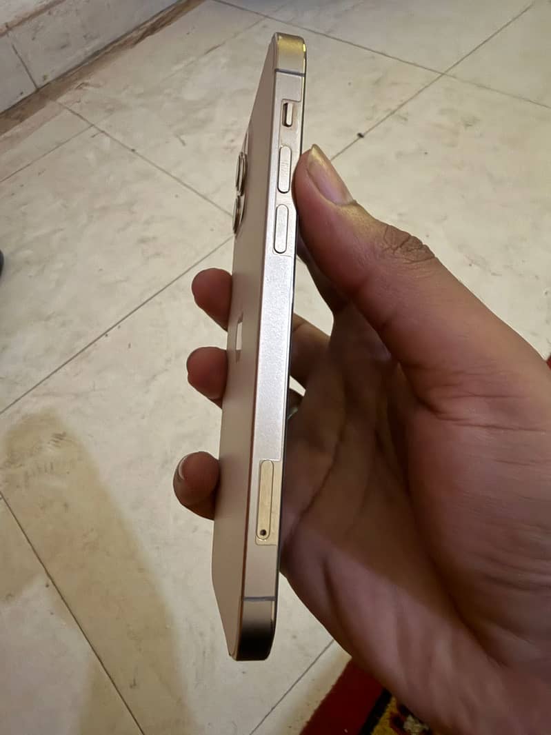 iPhone 12 Pro 3