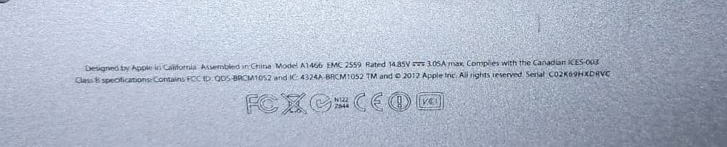 Apple MAcbook. Model A1466. Genuine. 13"