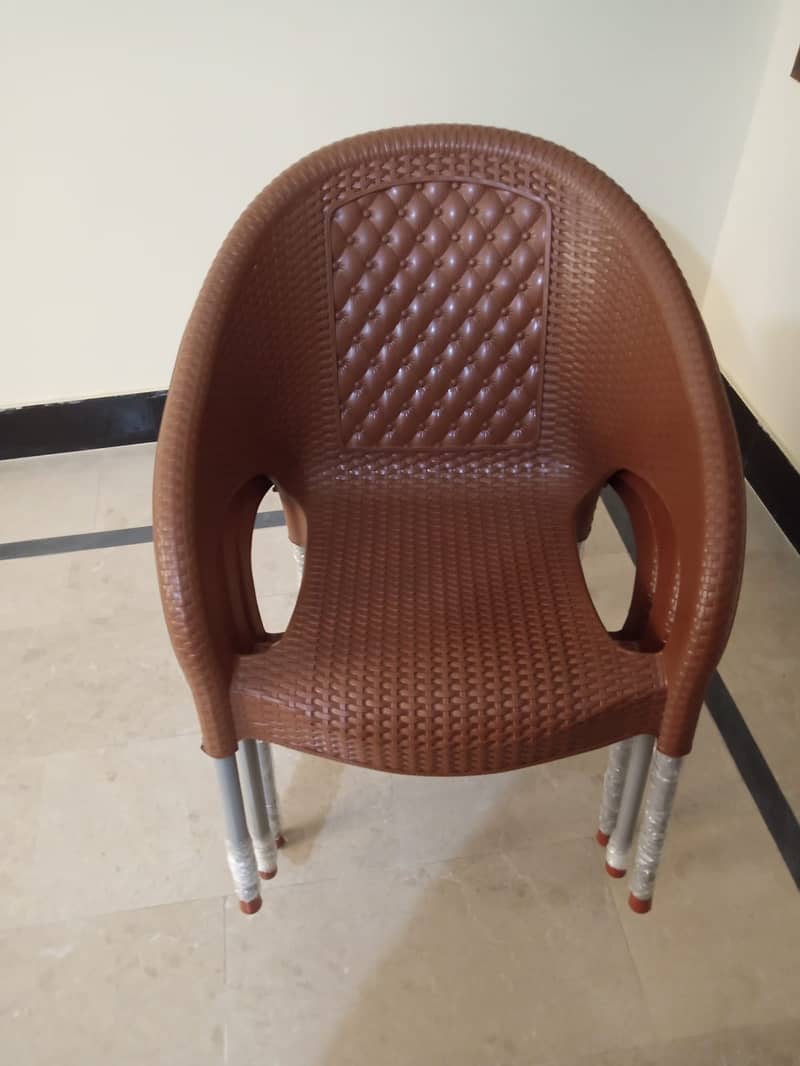 Chairs 0