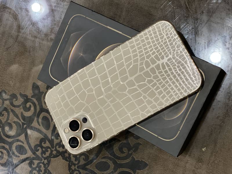 Iphone 12 pro max 0