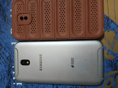 Samsung Galaxy J5 pro 2GB Ram 32GB Rom Dual sim pTa official approved.