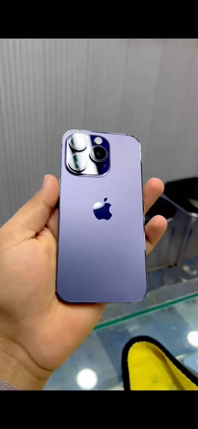 iPhone 14 pro factory unlock