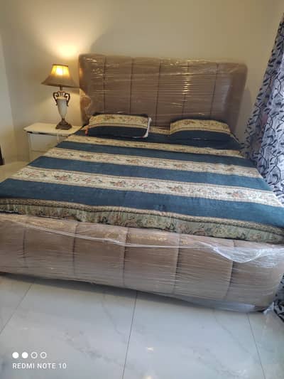 Luxury Bubble Bed Set For Sale 2 side tables + mattress