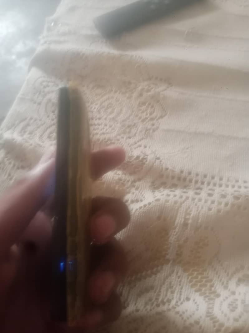 q mobile 4