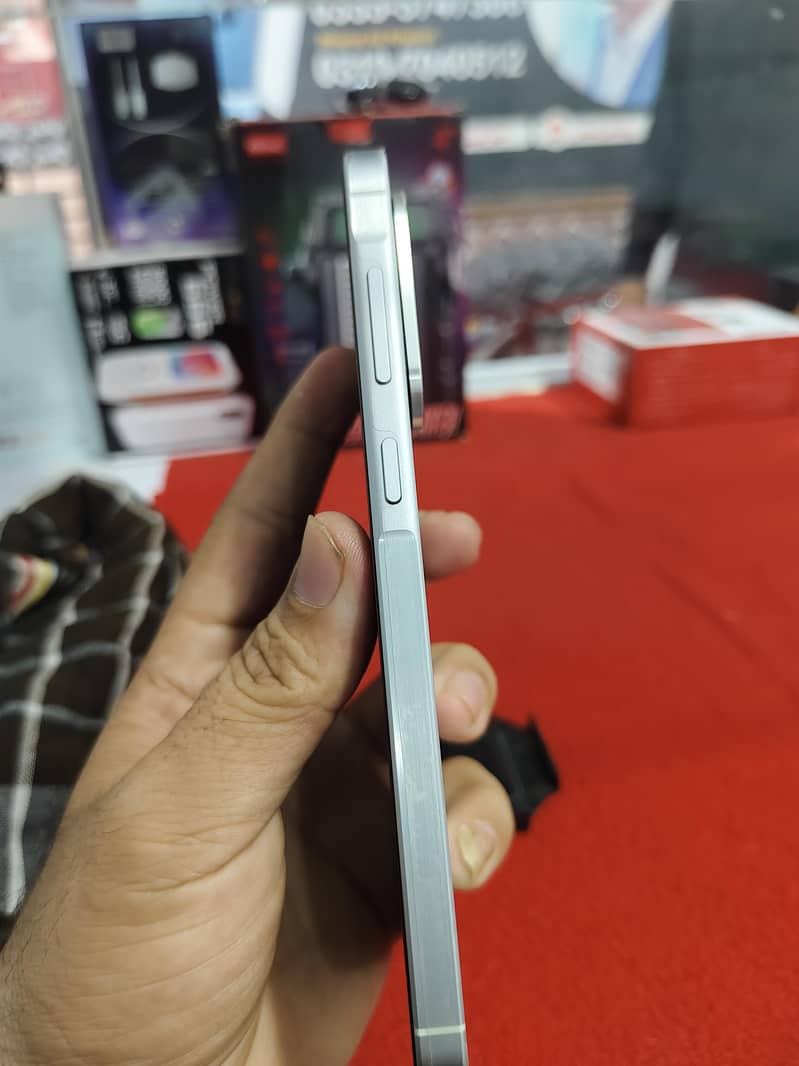 A56 5G 3