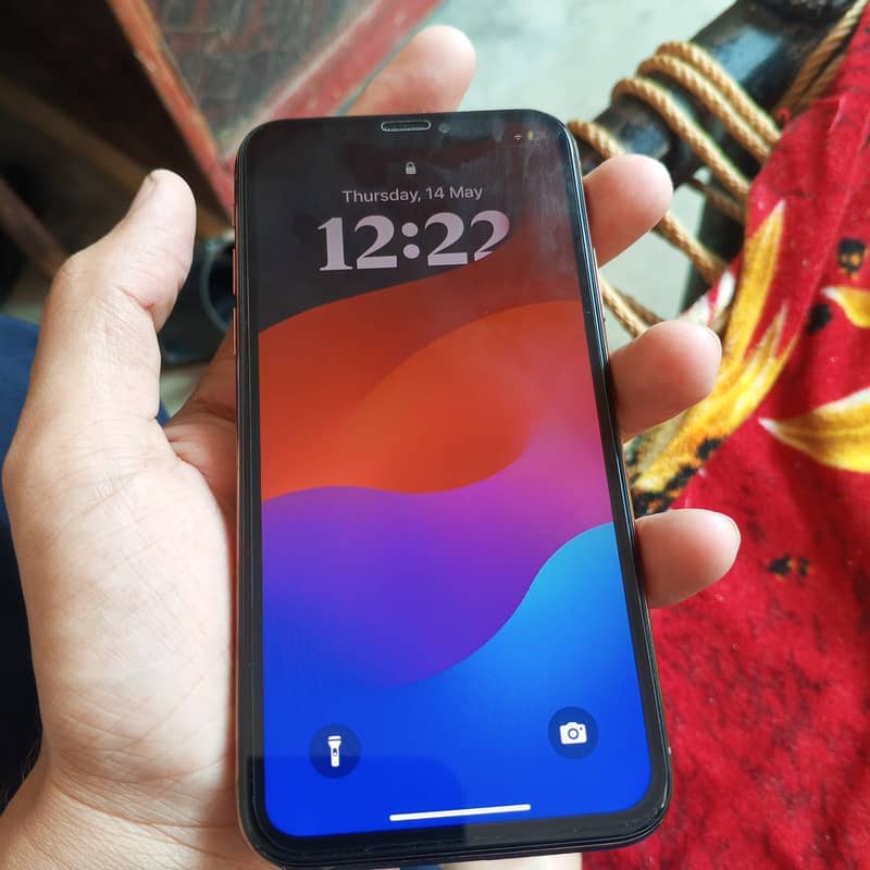 iPhone xs 3