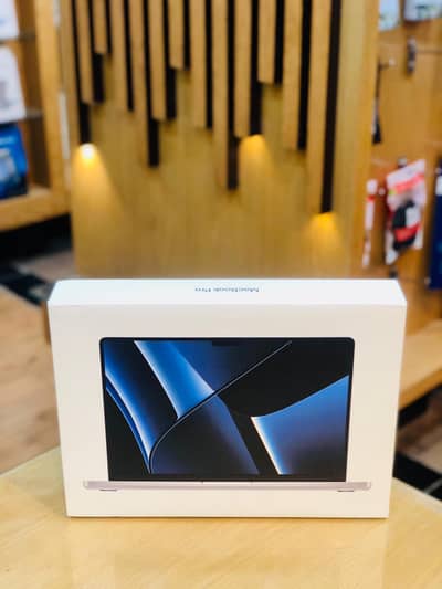 MacBook Pro 14-inch – M2 Pro Chip
