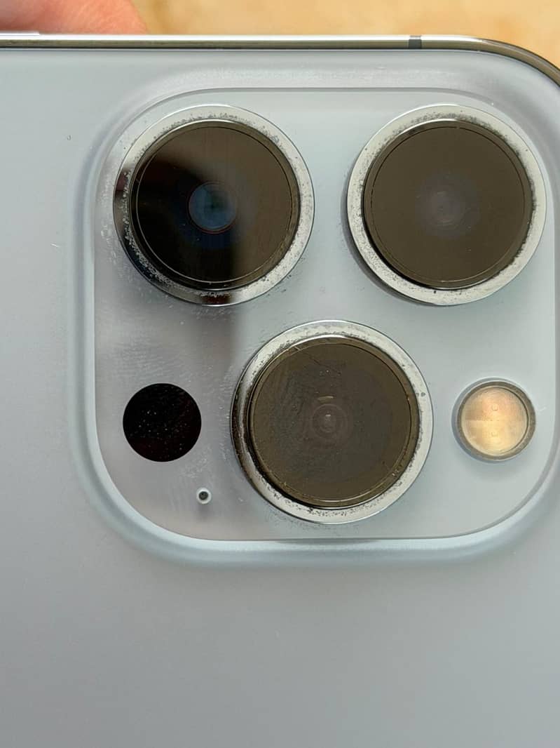 Apple iPhone 13 Pro 5