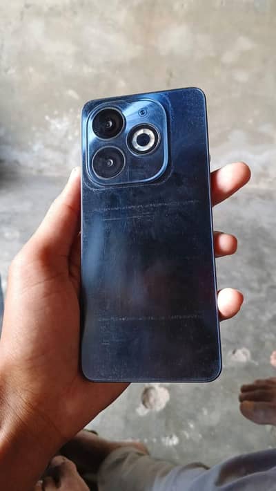 Infinix smart 8 por
