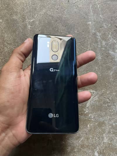 Lg g7 think used like new condition