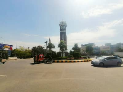 Facing Park Affordable Residential Plot For sale In Valencia - Block C