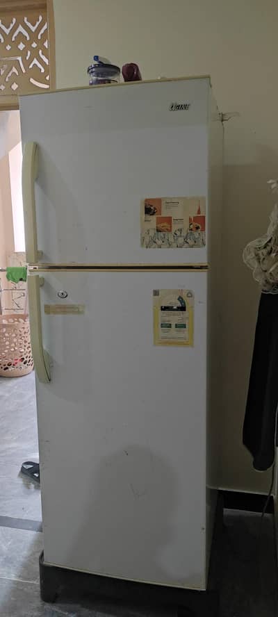 UGINE Non Frost Fridge