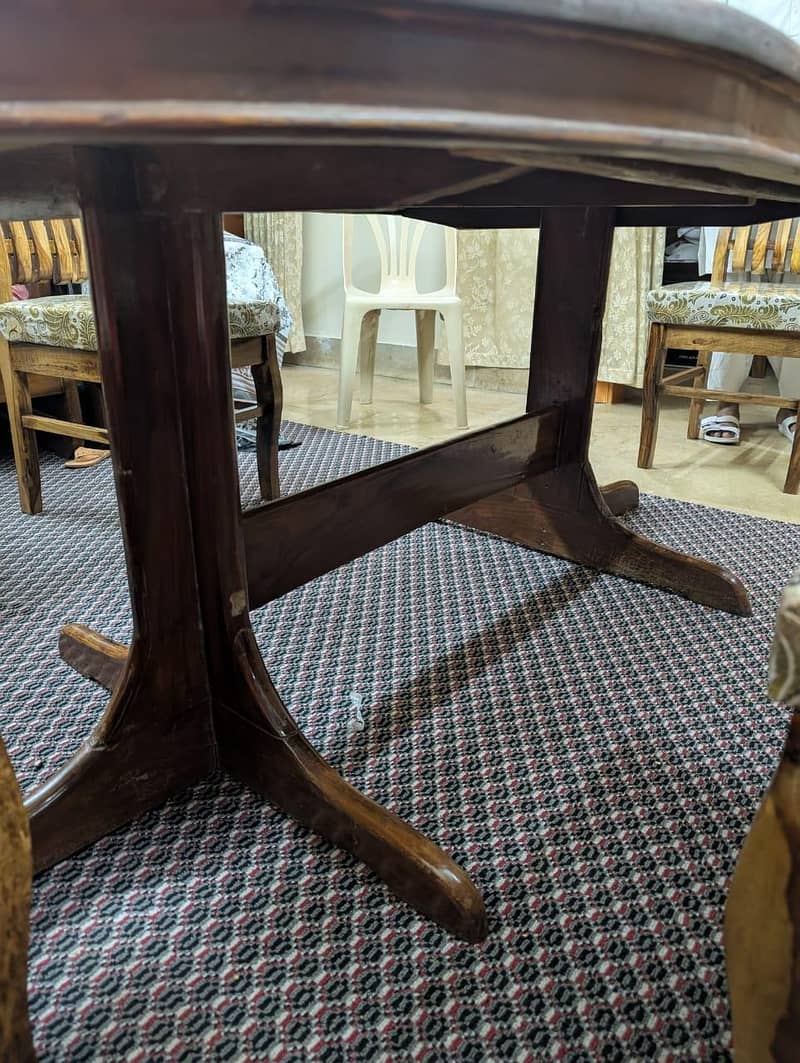 Dining table with 6chairs 1