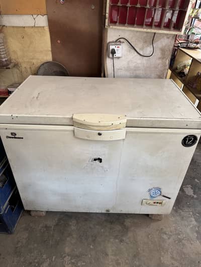 Dawlance frezer 60000