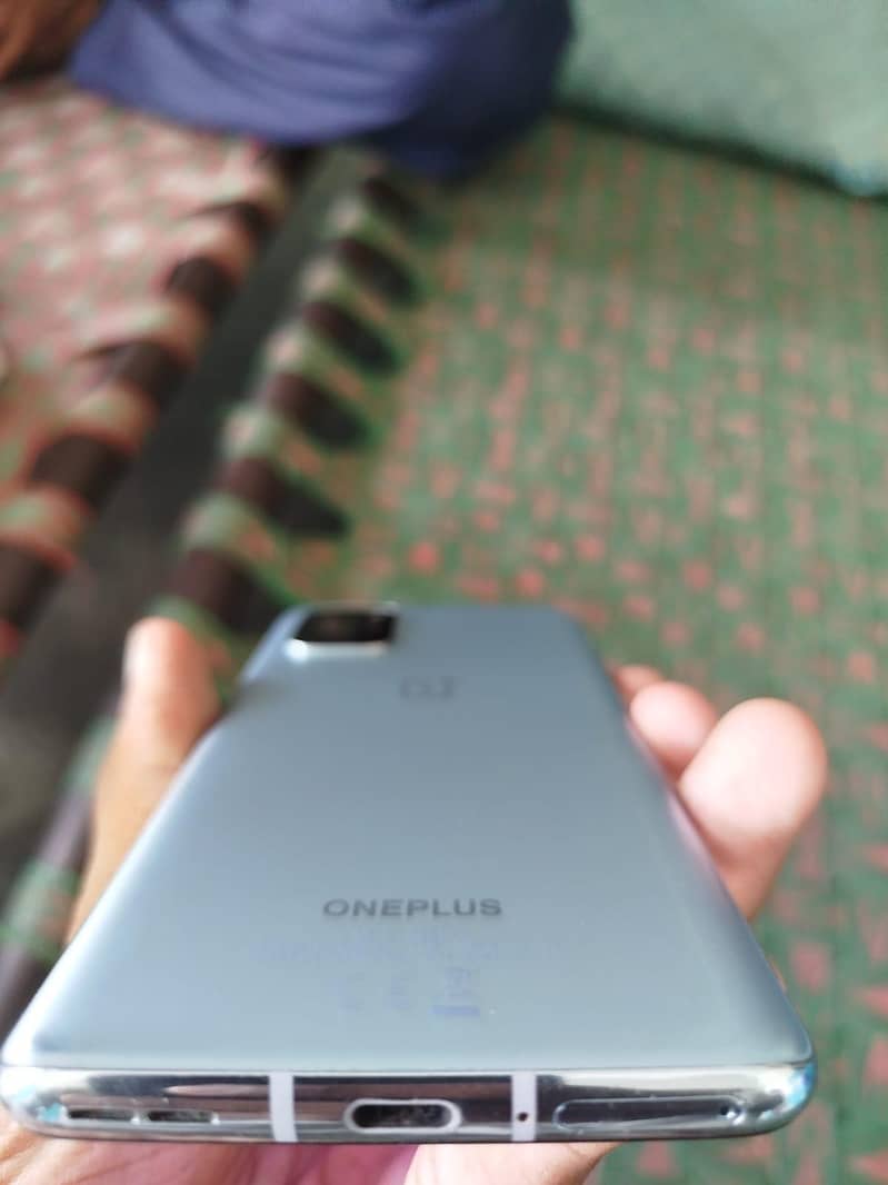OnePlus 8t 5