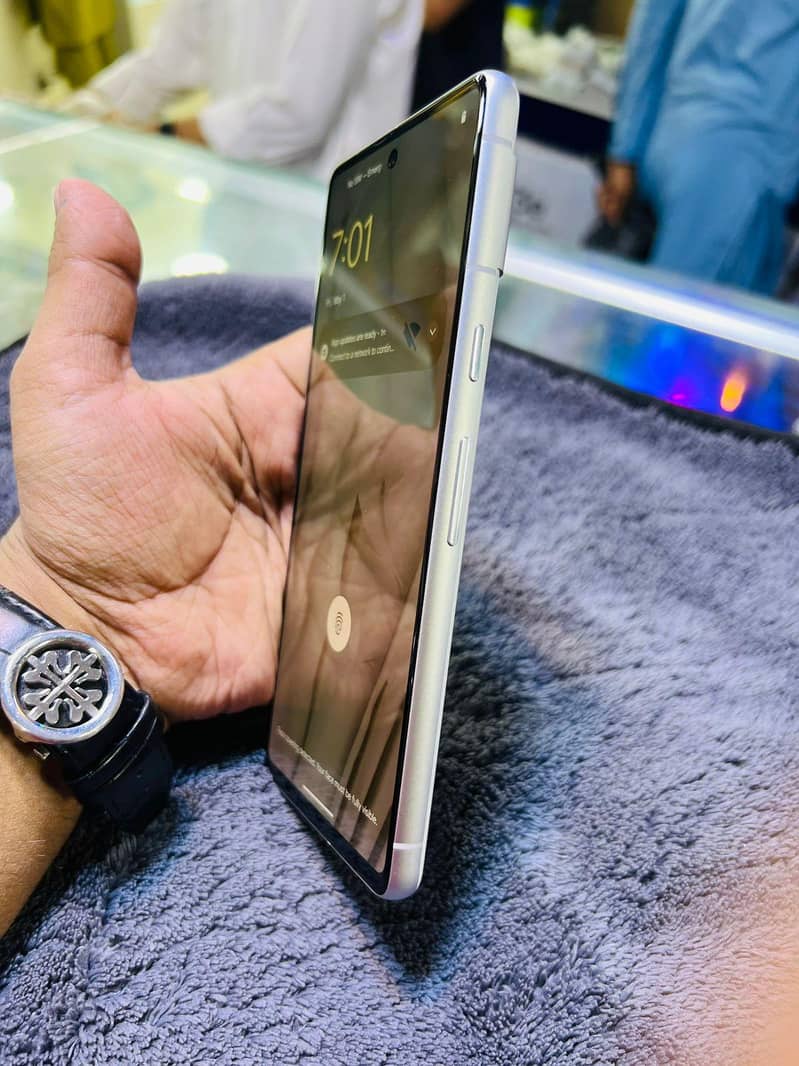 Google Pixel 7 2