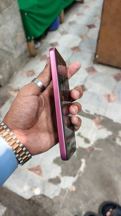 Bhai a6pro ha. 8/256 ha open box ha ergent sell Karna ha