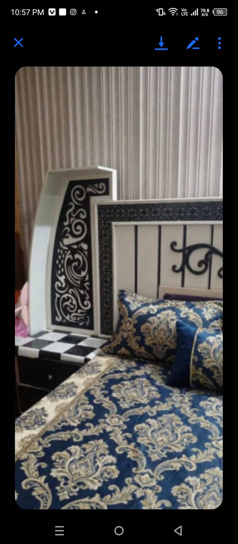 bed dreesing side table 1