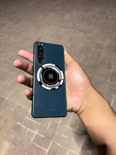 sony Xperia 5 mark 3 with cooling fan