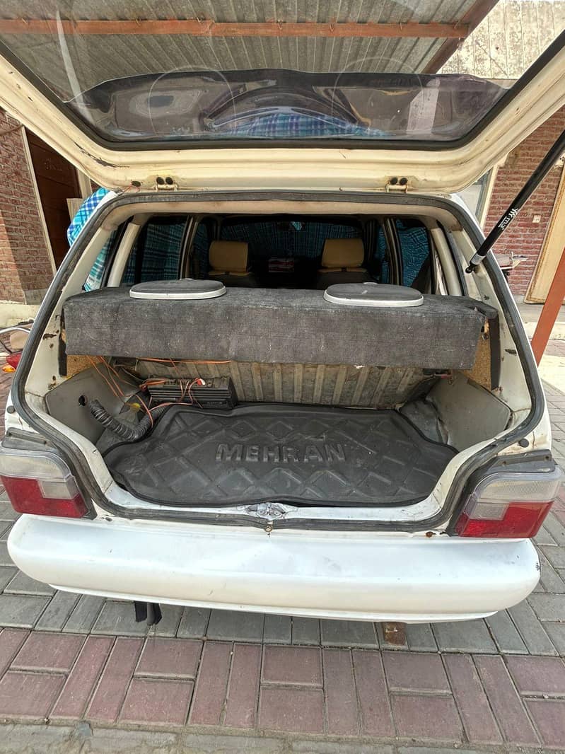 Suzuki mehran 2012vx 6
