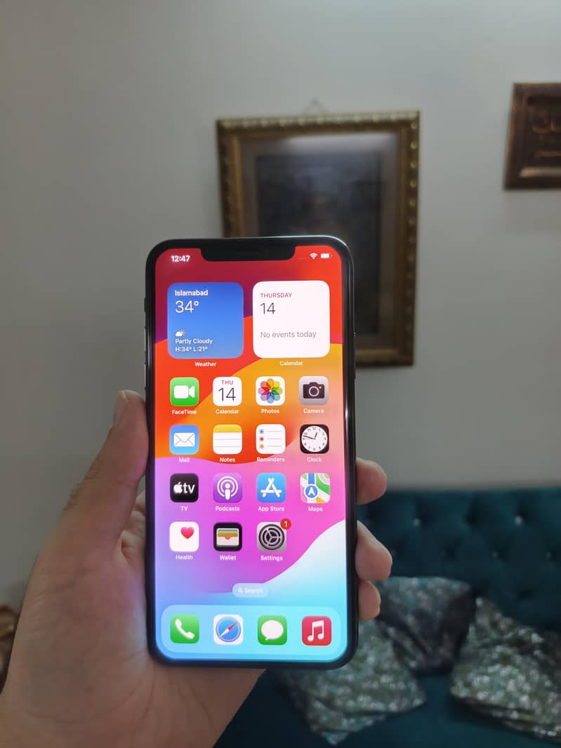 iphone 11 pro max 1