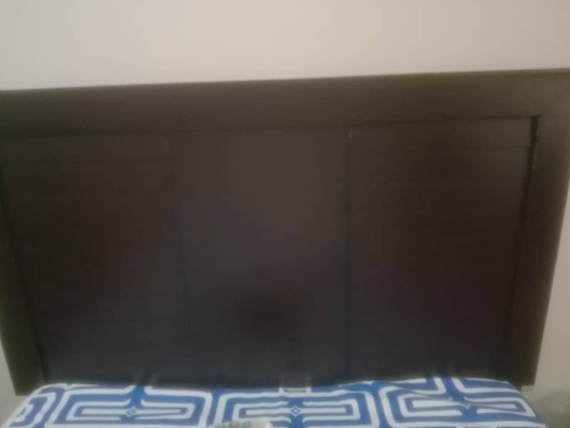 single bed 0