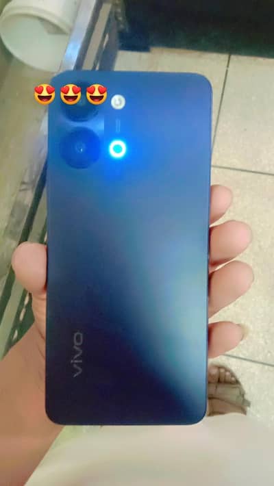vivo y05 1 month using all okay with box with charges
