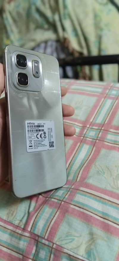 6/128 10/10 2 month warranty left clean 10/10